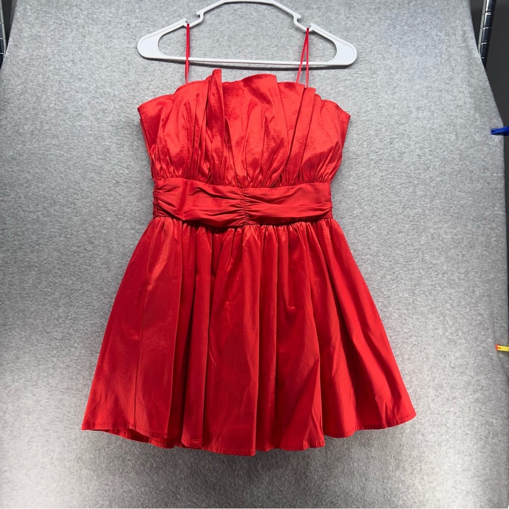 Elegant Scarlet Mini Dress